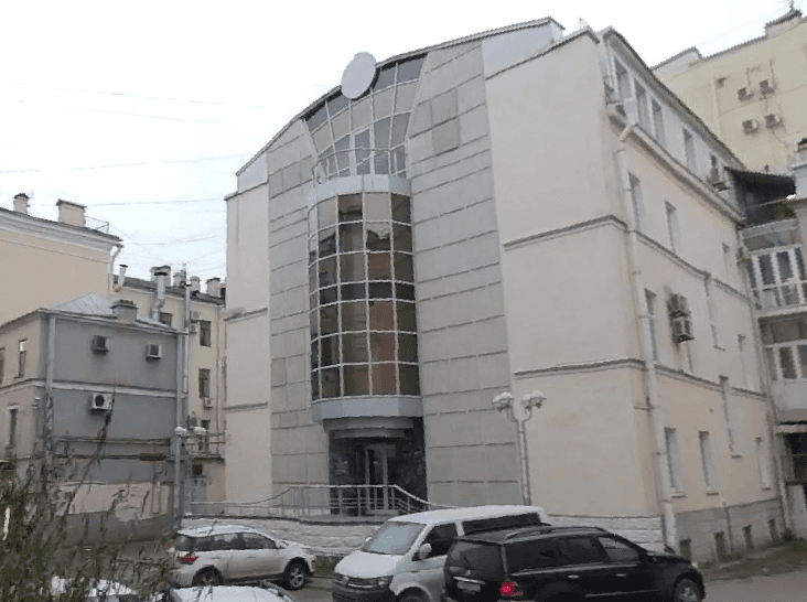 Контакты